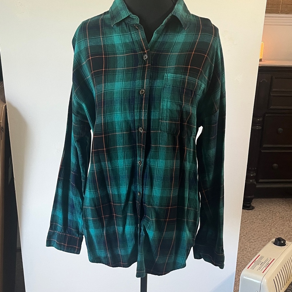 Old Navy Green Plaid Button Down Shirt